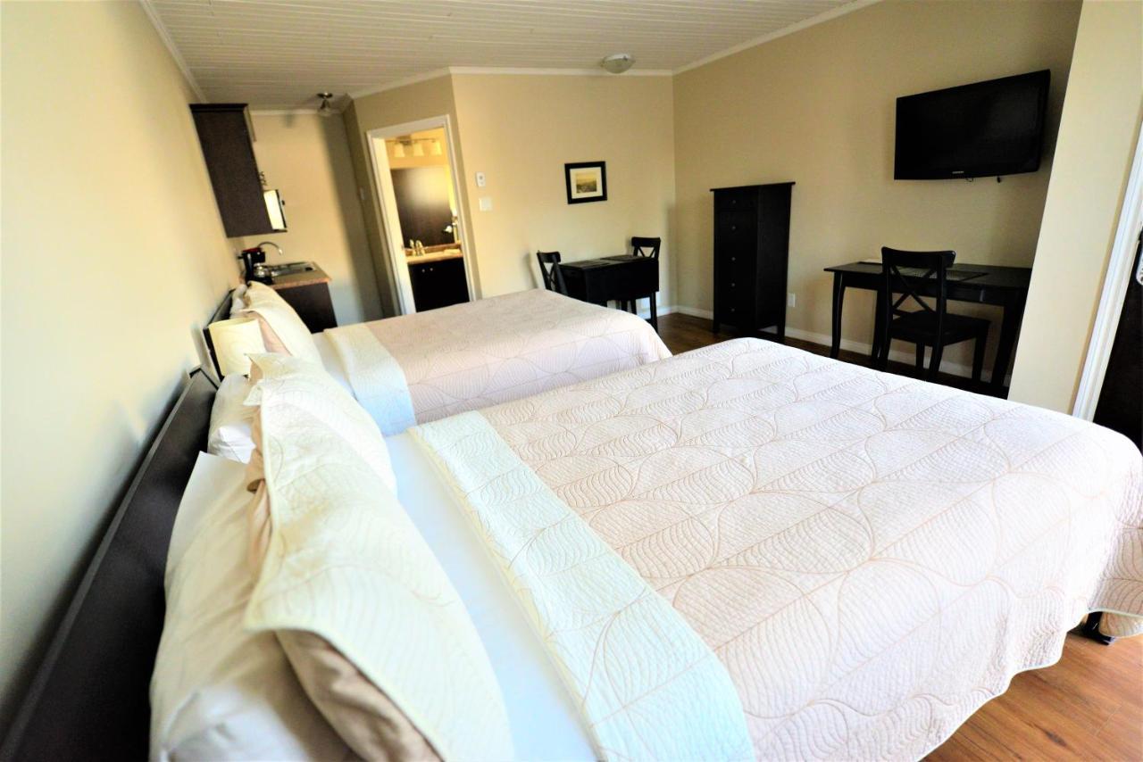 Motel L'Abri Carleton-sur-Mer Екстер'єр фото