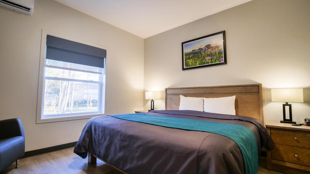 Motel L'Abri Carleton-sur-Mer Екстер'єр фото