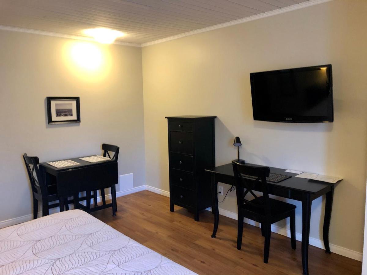 Motel L'Abri Carleton-sur-Mer Екстер'єр фото