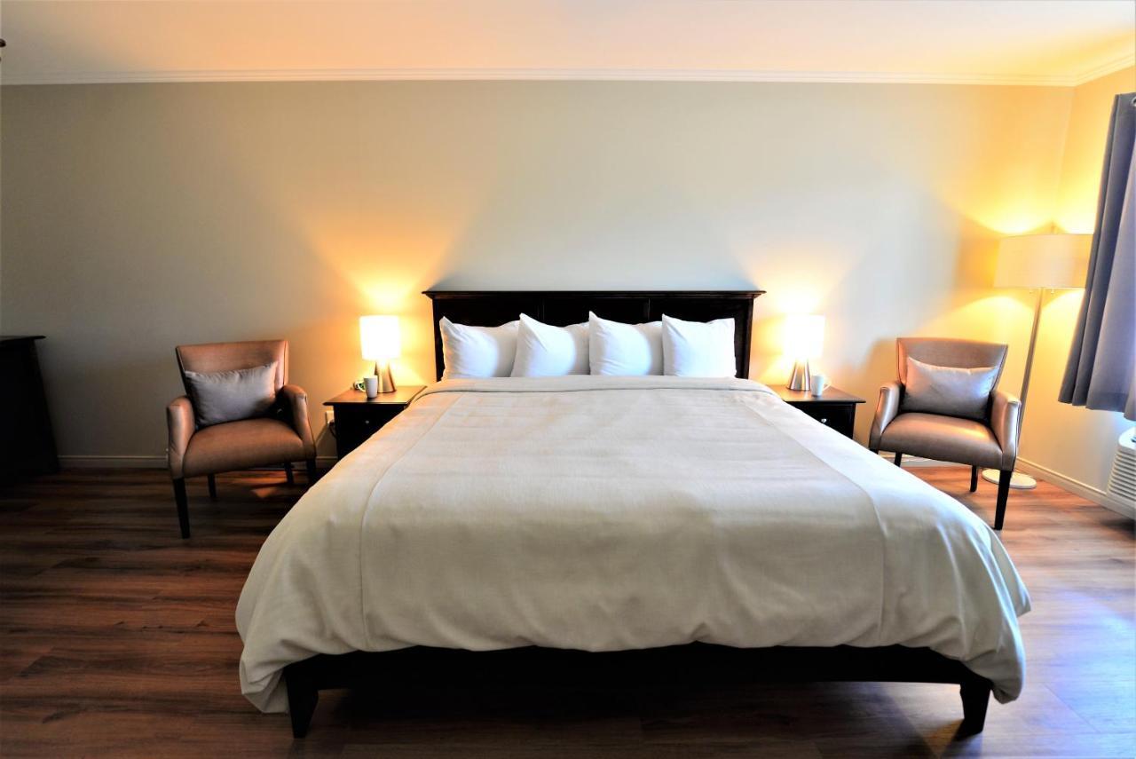 Motel L'Abri Carleton-sur-Mer Екстер'єр фото